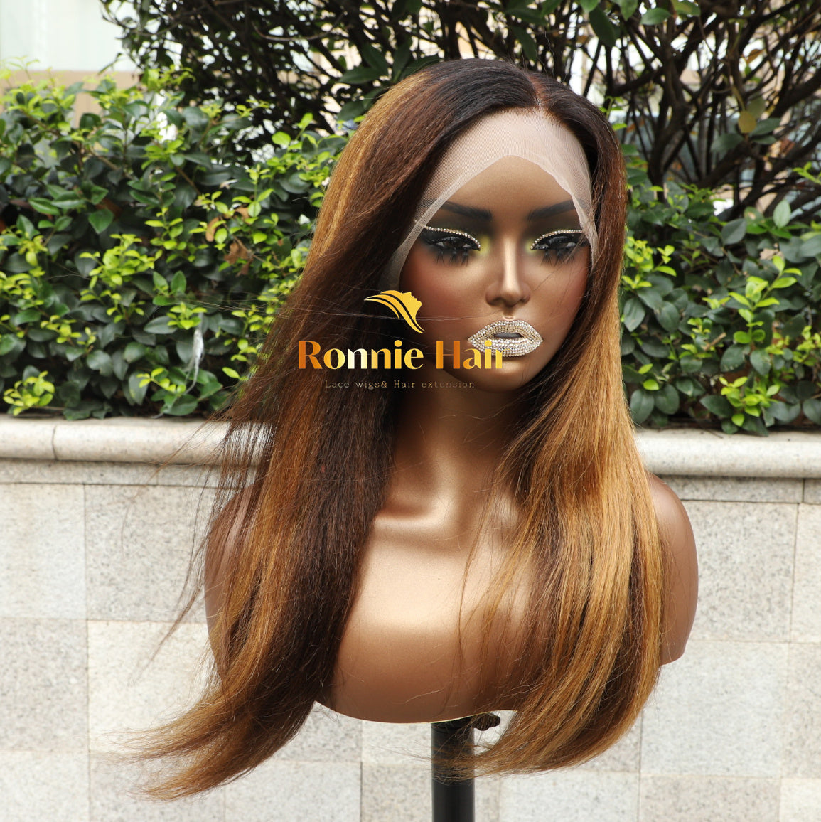 【DEAL】Invisi-Strap 360 Transparent Lace Honey Brown/Blonde Black Roots Wig // Yaki Straight